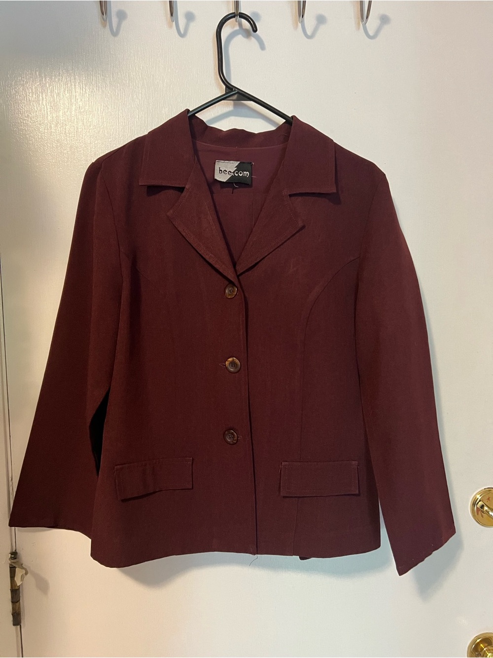 Beg.com Women's Burgundy Suit S